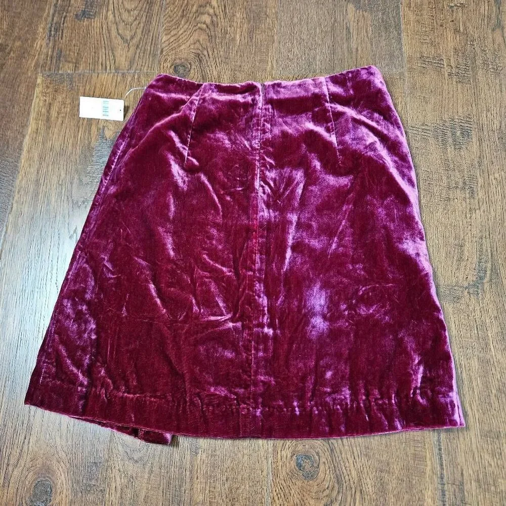 NWT Anthropologie Montie Raspberry Velvet Skirt